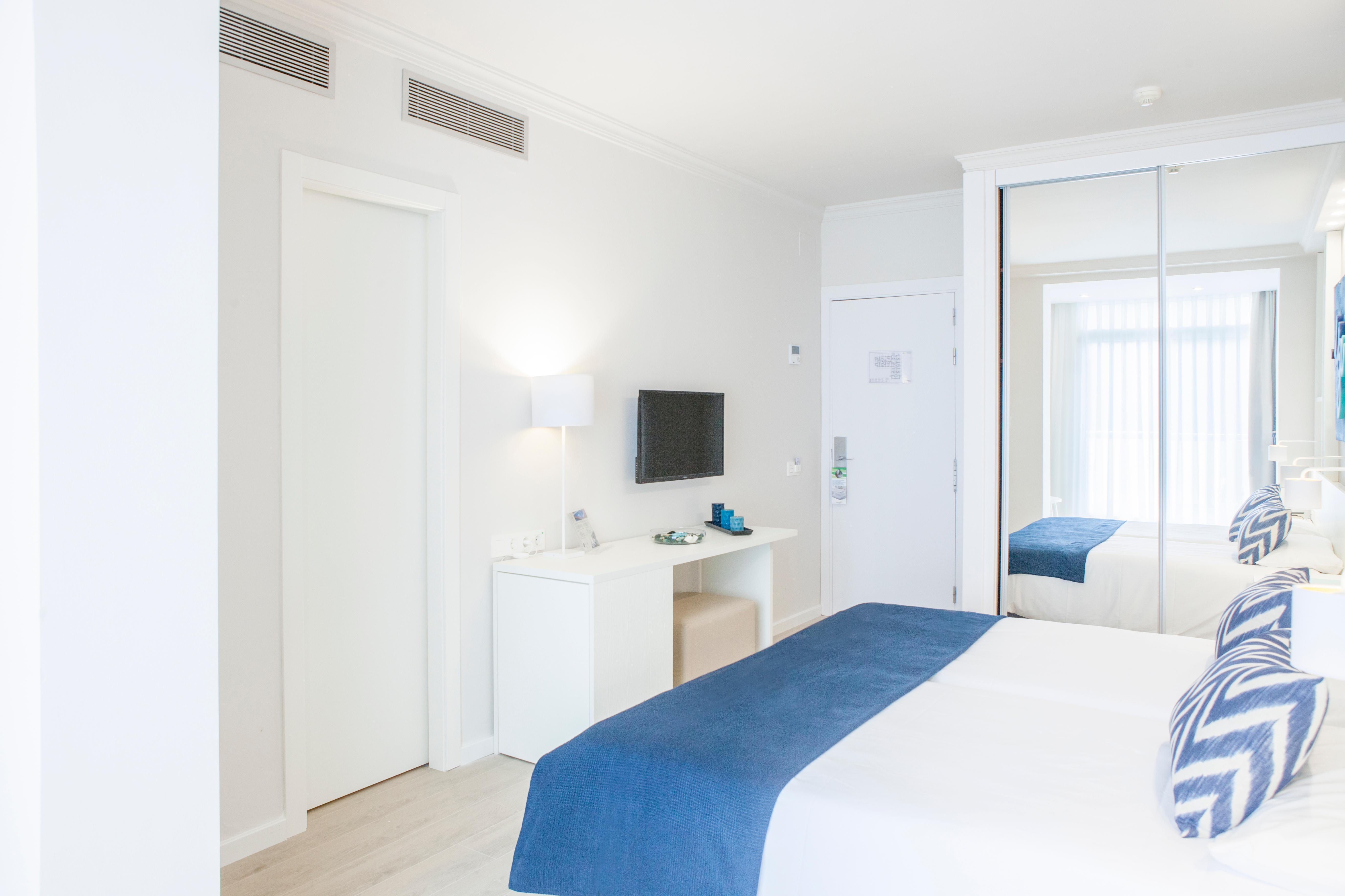 Ibersol Antemare - Adults Only Hotel Sitges Bagian luar foto